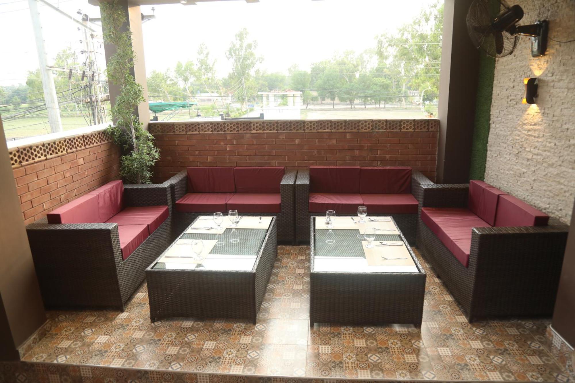 Swarg Hotel Sahiwal Exterior foto